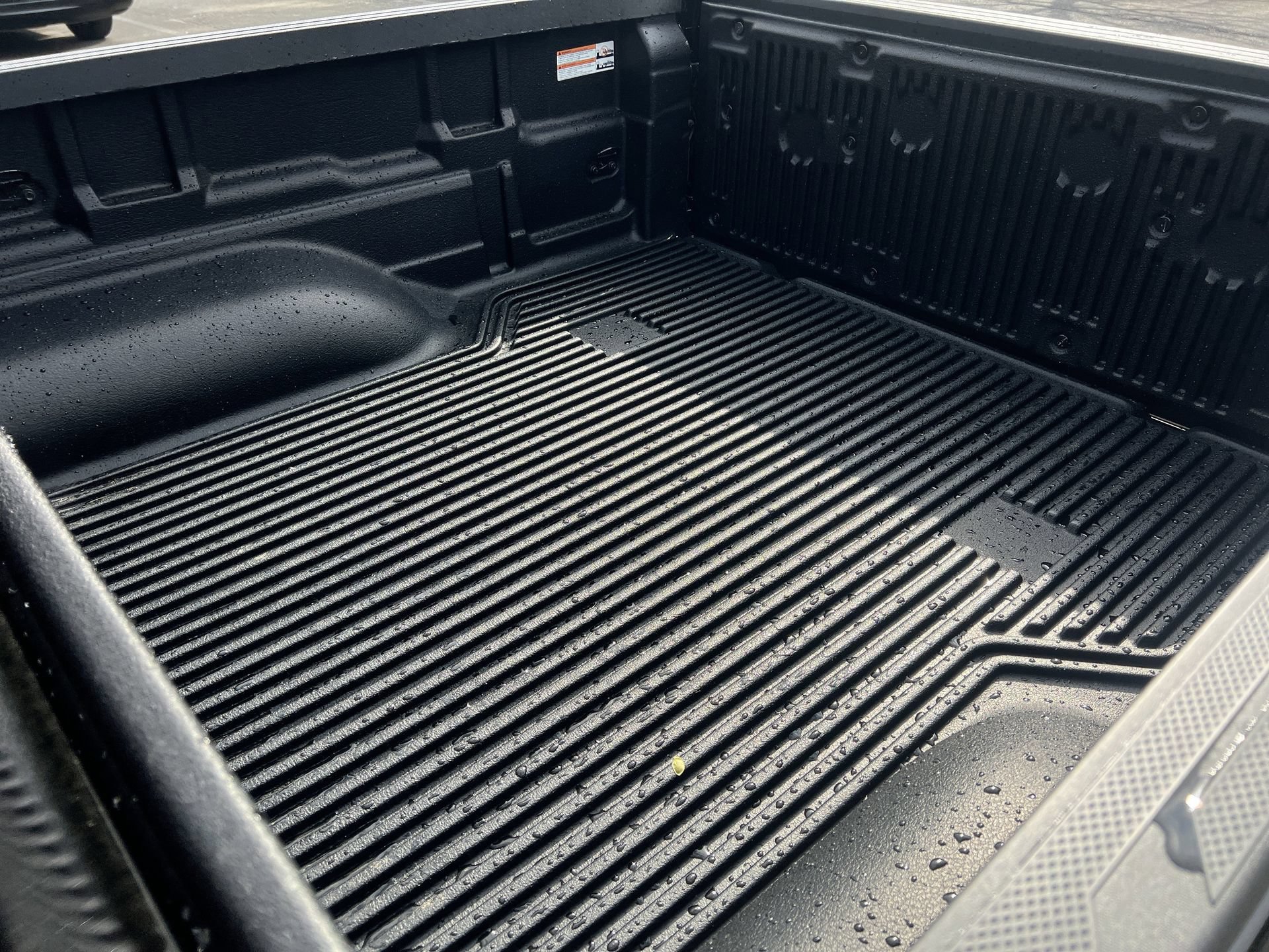 New 2026 Nissan Frontier SV w/ All-Weather Content Package AWD/4WD image 19