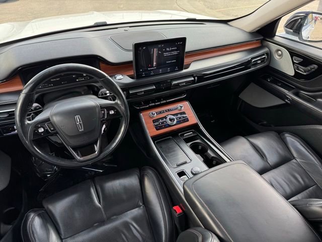 Used 2020 Lincoln Aviator Reserve w/ Equipment Group 201A image 6