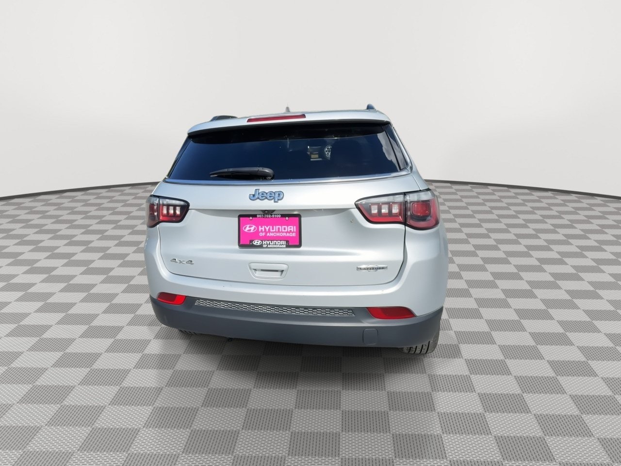 Used 2024 Jeep Compass Latitude AWD/4WD image 7