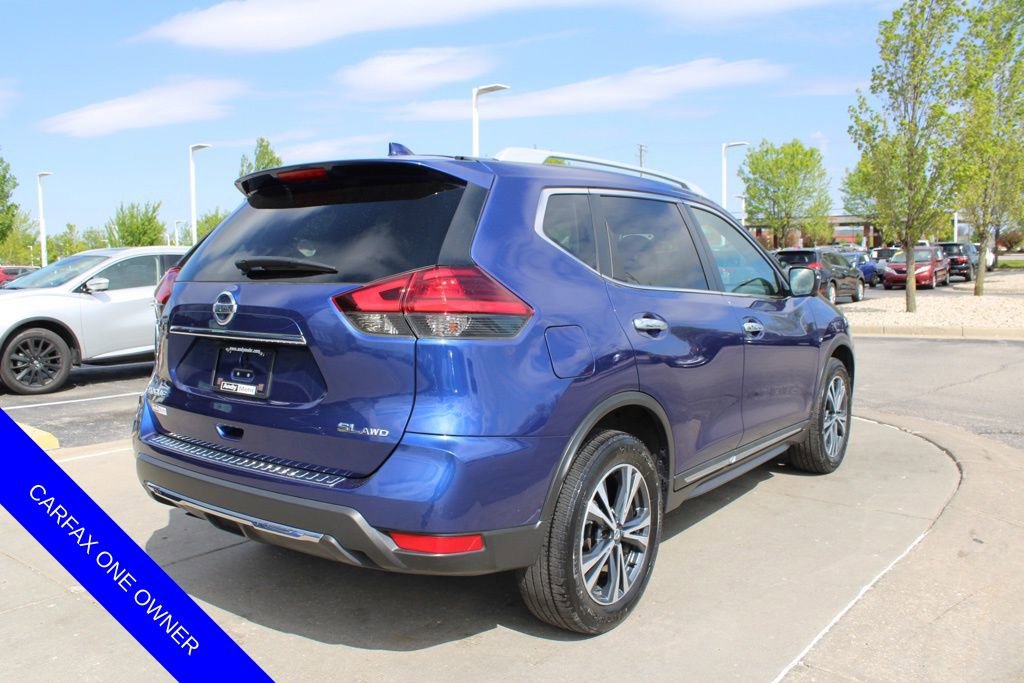 Used 2017 Nissan Rogue SL w/ SL Premium Package AWD/4WD image 7