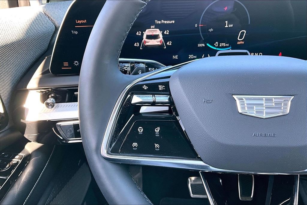 Certified 2025 Cadillac Optiq Luxury 1 image 20