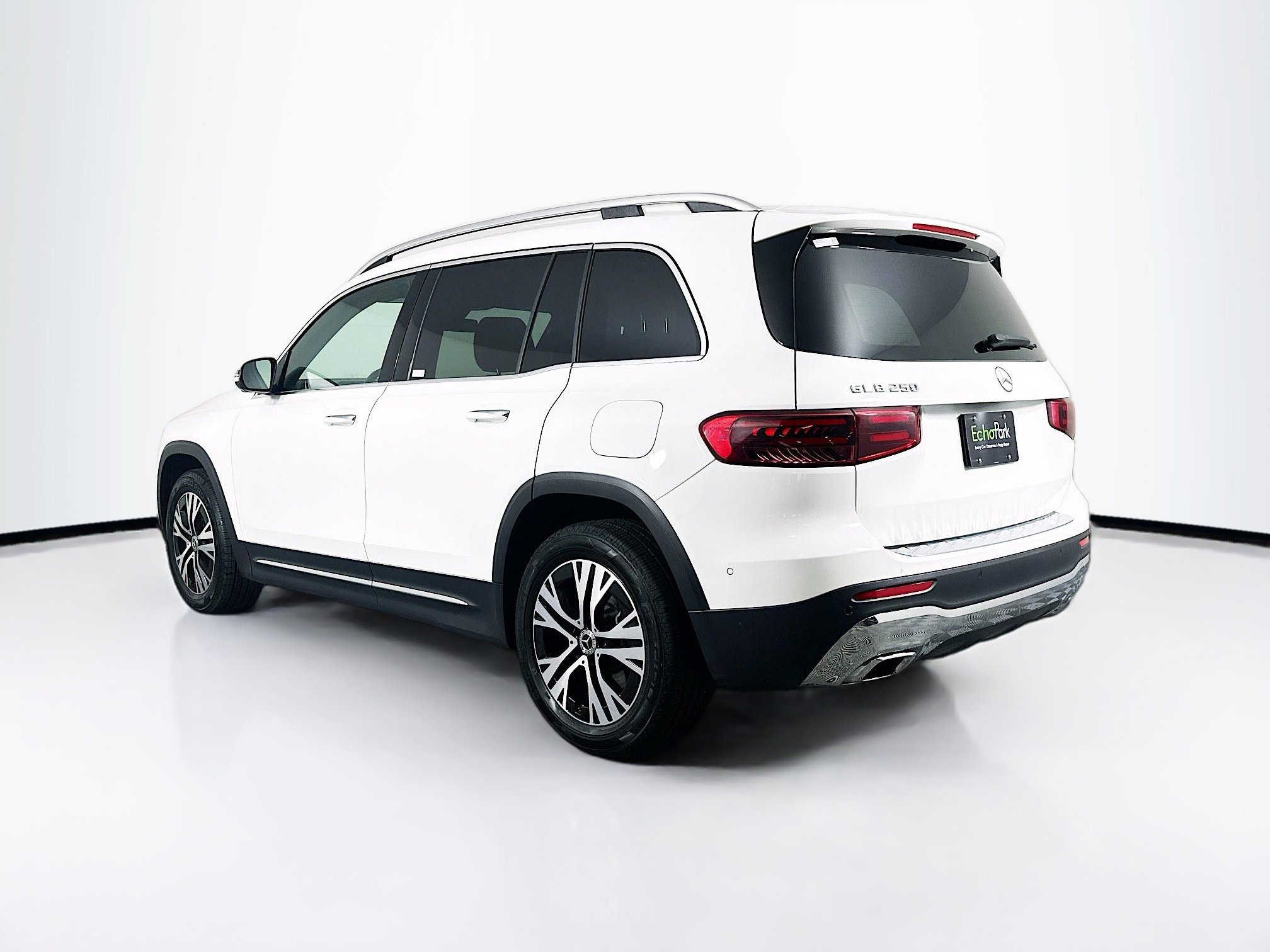 Used 2025 Mercedes-Benz GLB 250 image 5