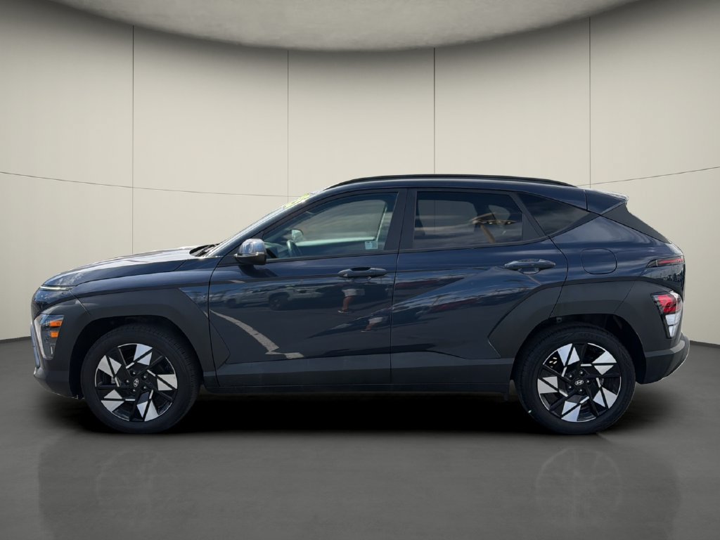 Used 2025 Hyundai Kona SEL FWD image 4