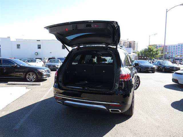 Used 2023 Mercedes-Benz GLS 450 4MATIC image 32