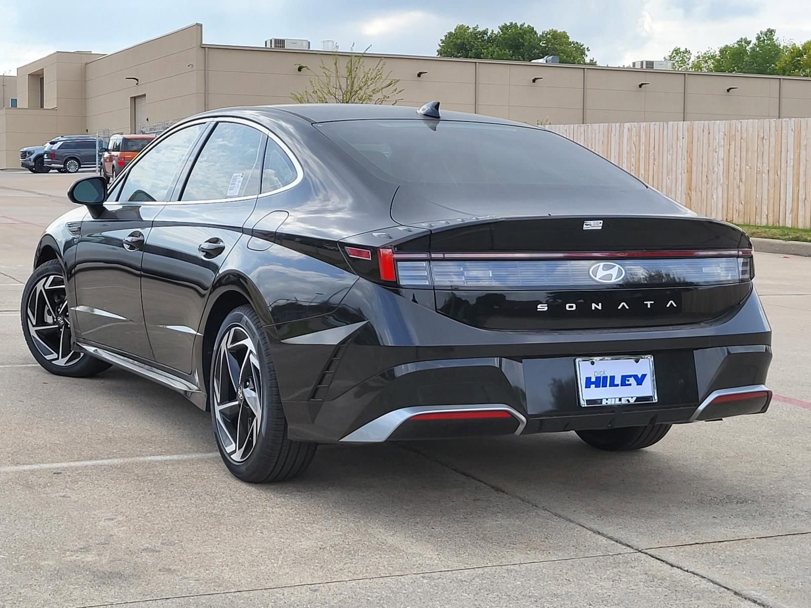 New 2026 Hyundai Sonata SEL FWD image 3