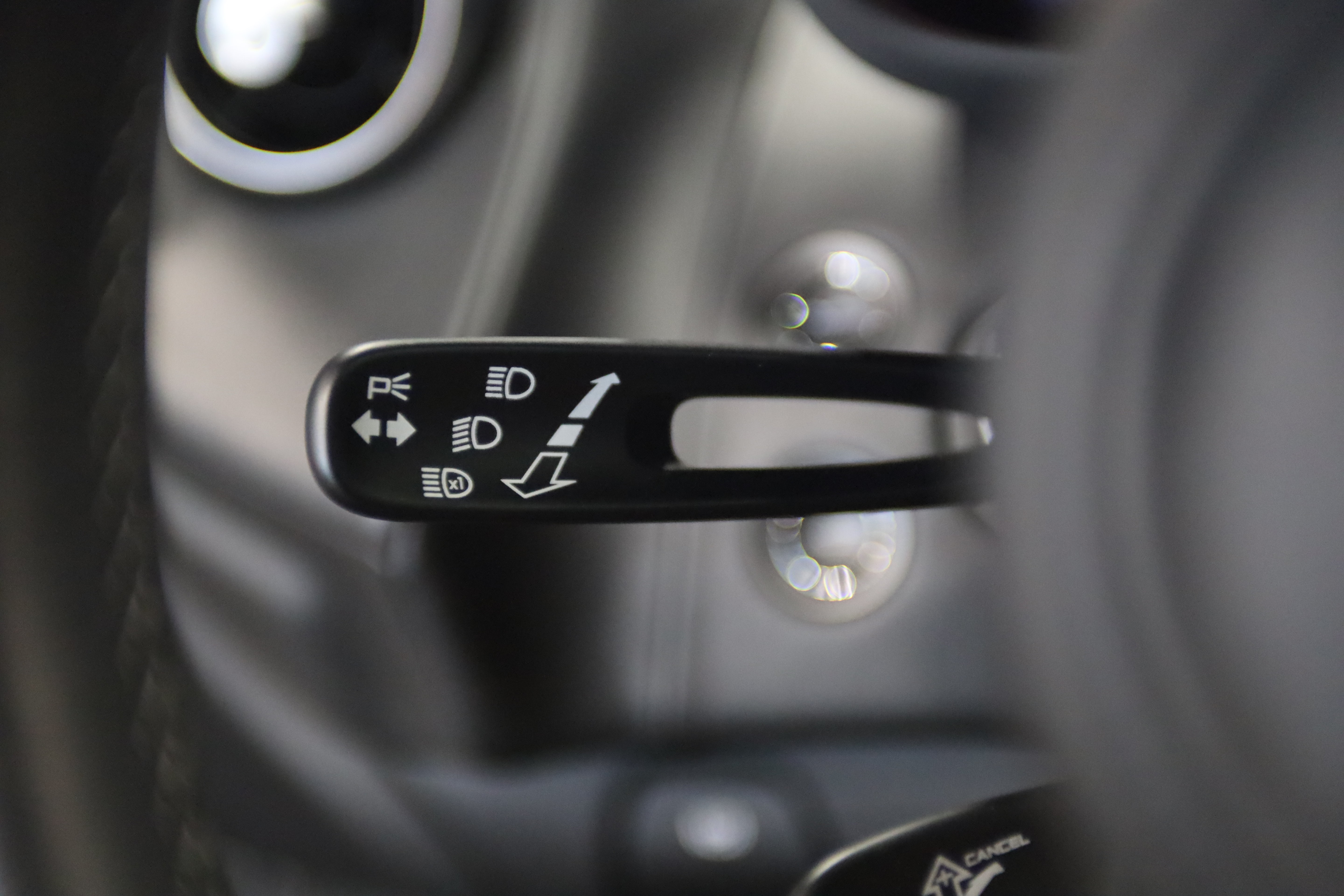 Used 2023 McLaren GT RWD image 22