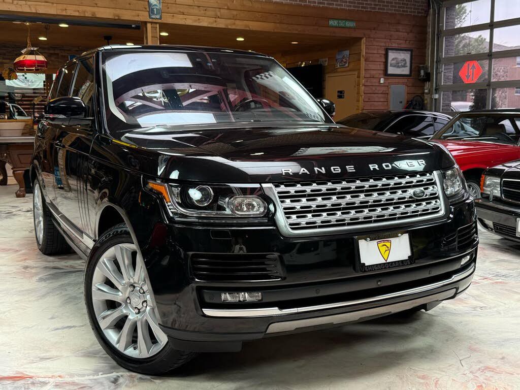 Used 2017 Land Rover Range Rover Supercharged AWD/4WD image 3