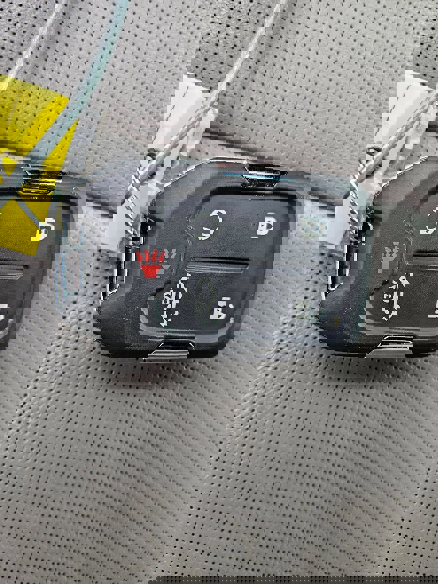 Used 2022 Chevrolet Silverado 2500 LTZ w/ LTZ Plus Package image 29