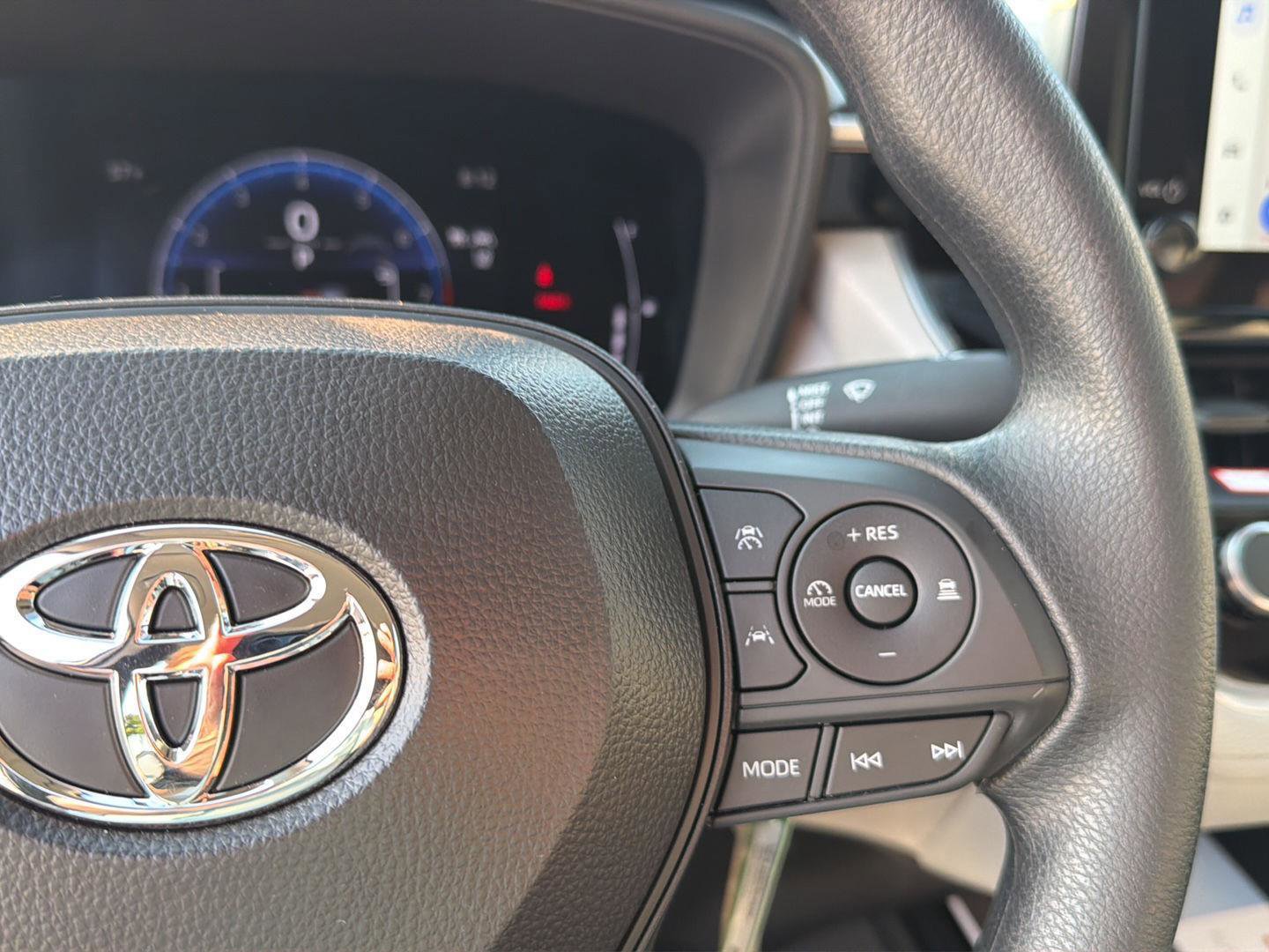 New 2026 Toyota Corolla Cross L FWD image 21