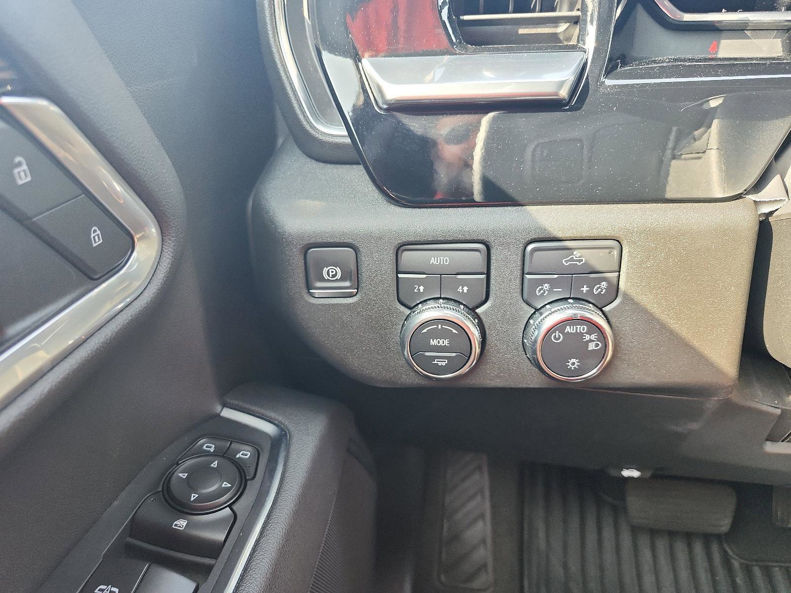 New 2026 GMC Sierra 1500 SLE image 18