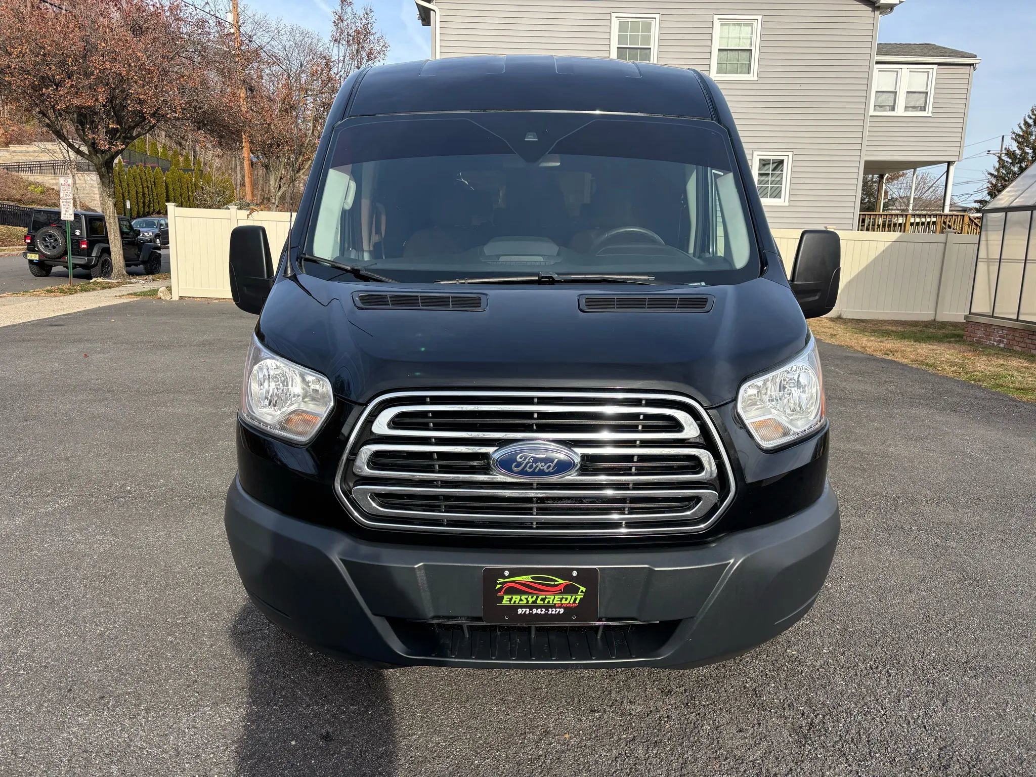 Used 2019 Ford Transit 350 XLT image 12