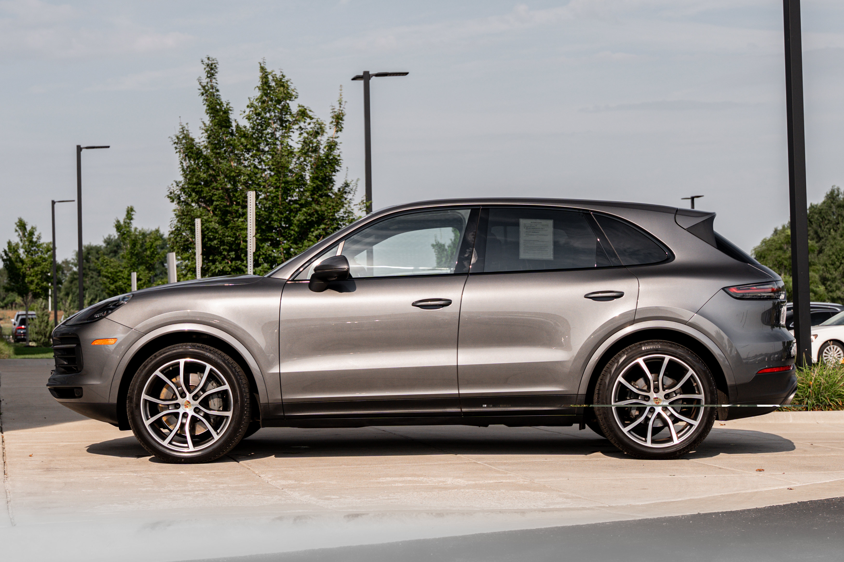 Used 2019 Porsche Cayenne S AWD/4WD image 6