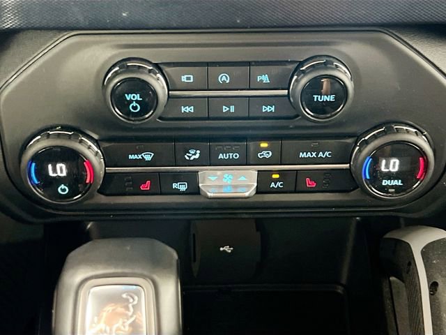 Used 2023 Ford Bronco Outer Banks AWD/4WD image 11