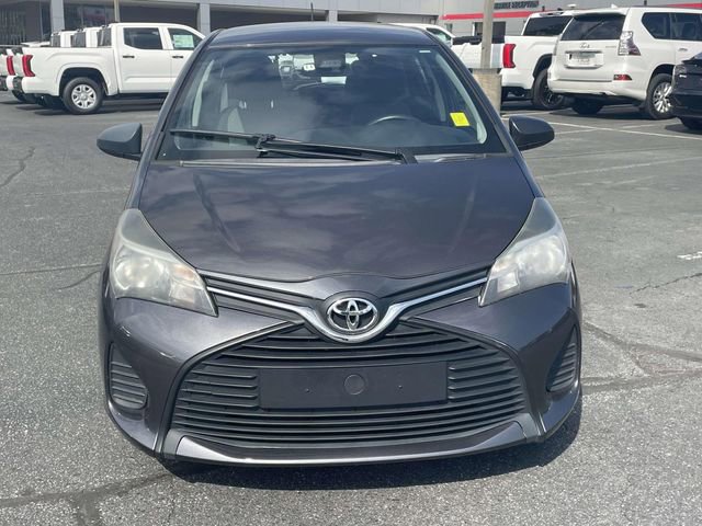 Used 2017 Toyota Yaris L image 2