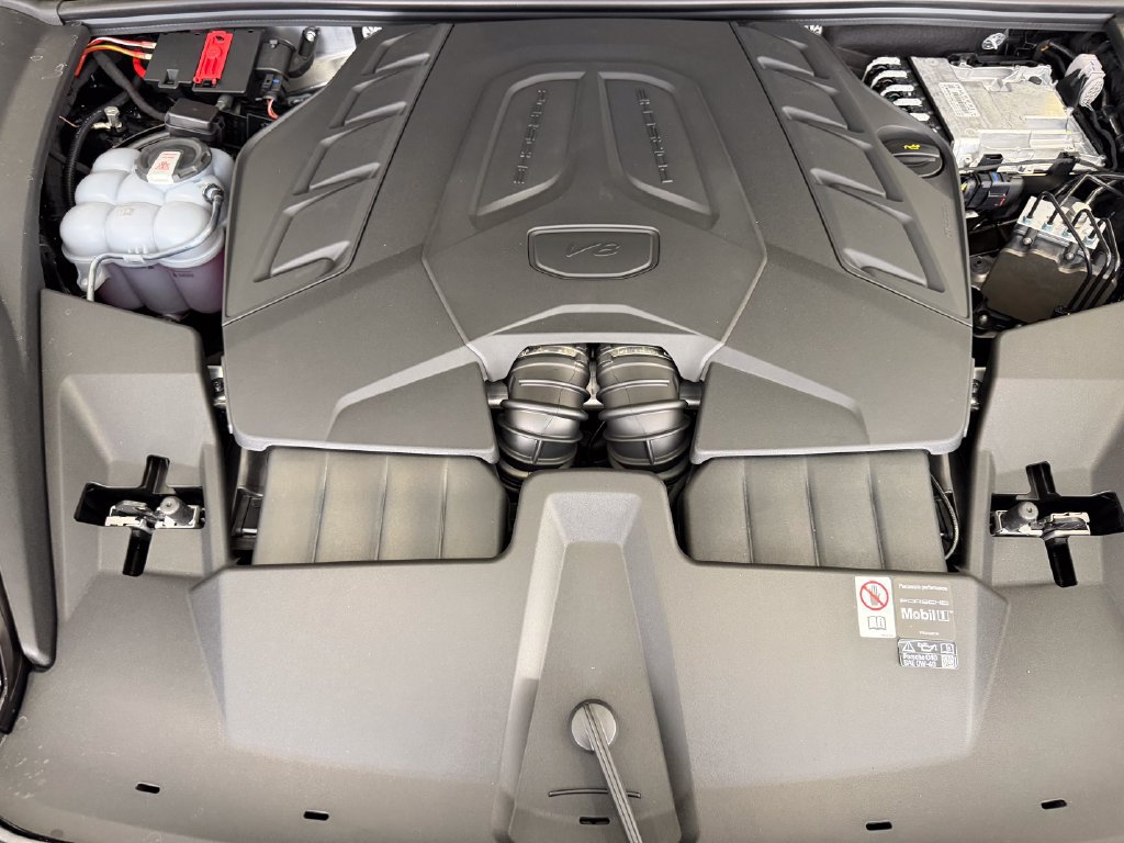 New 2026 Porsche Cayenne S AWD/4WD image 27