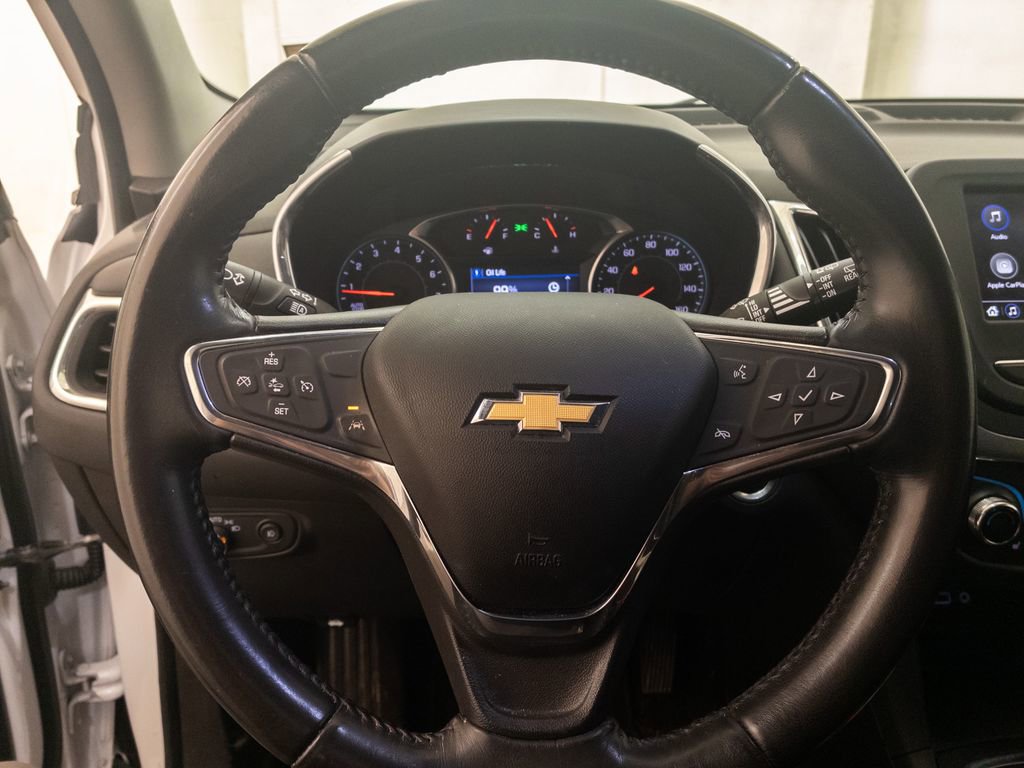 Used 2020 Chevrolet Equinox LT w/ Driver Convenience Package image 14
