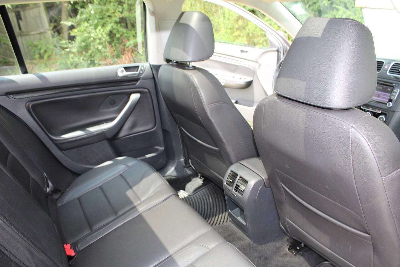 Used 2013 Volkswagen Jetta SE image 31