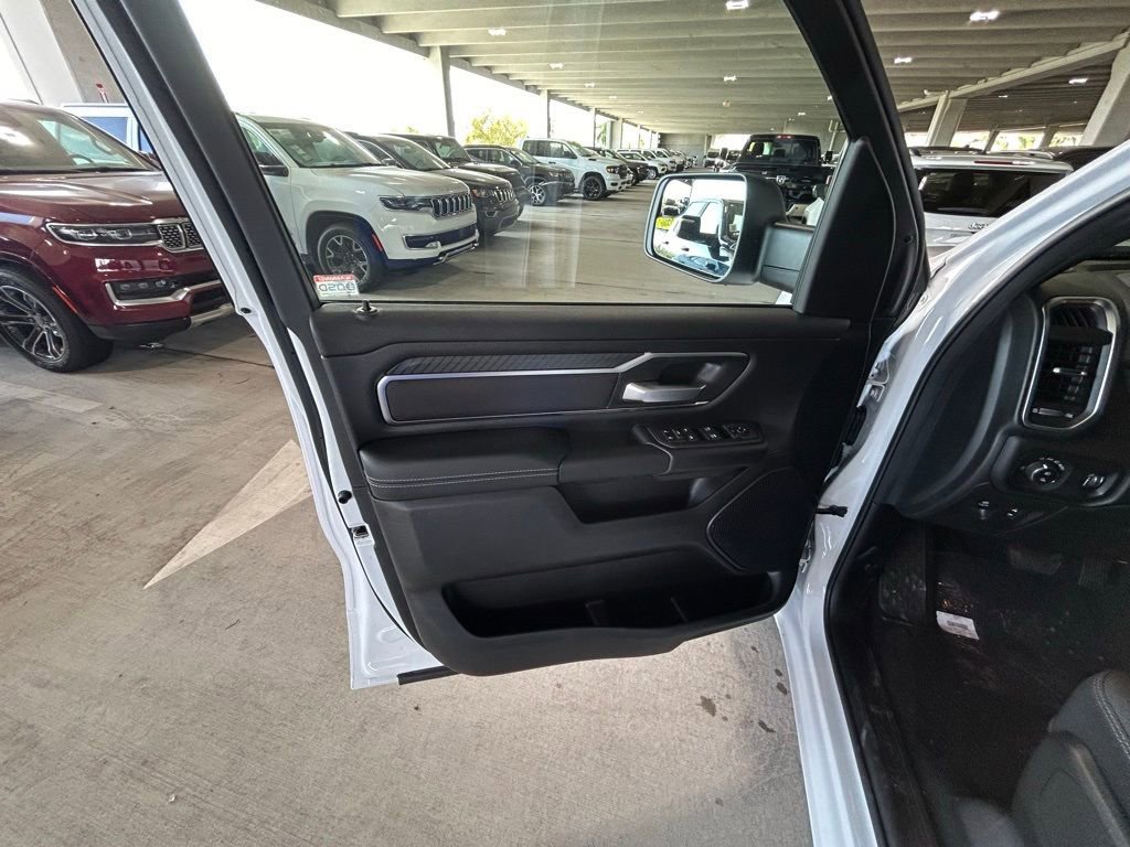 Used 2025 RAM 1500 Big Horn image 35