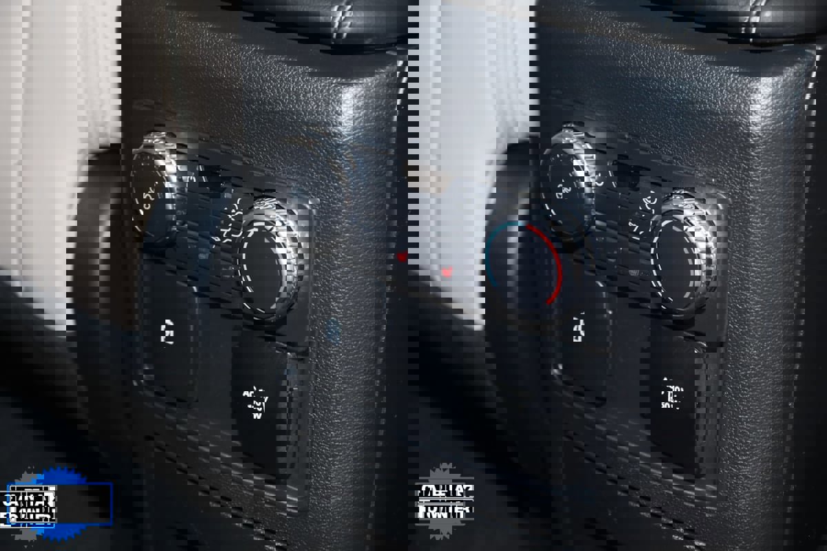 Used 2022 Ford Explorer Limited w/ Hybrid Equipment Group 310A image 16