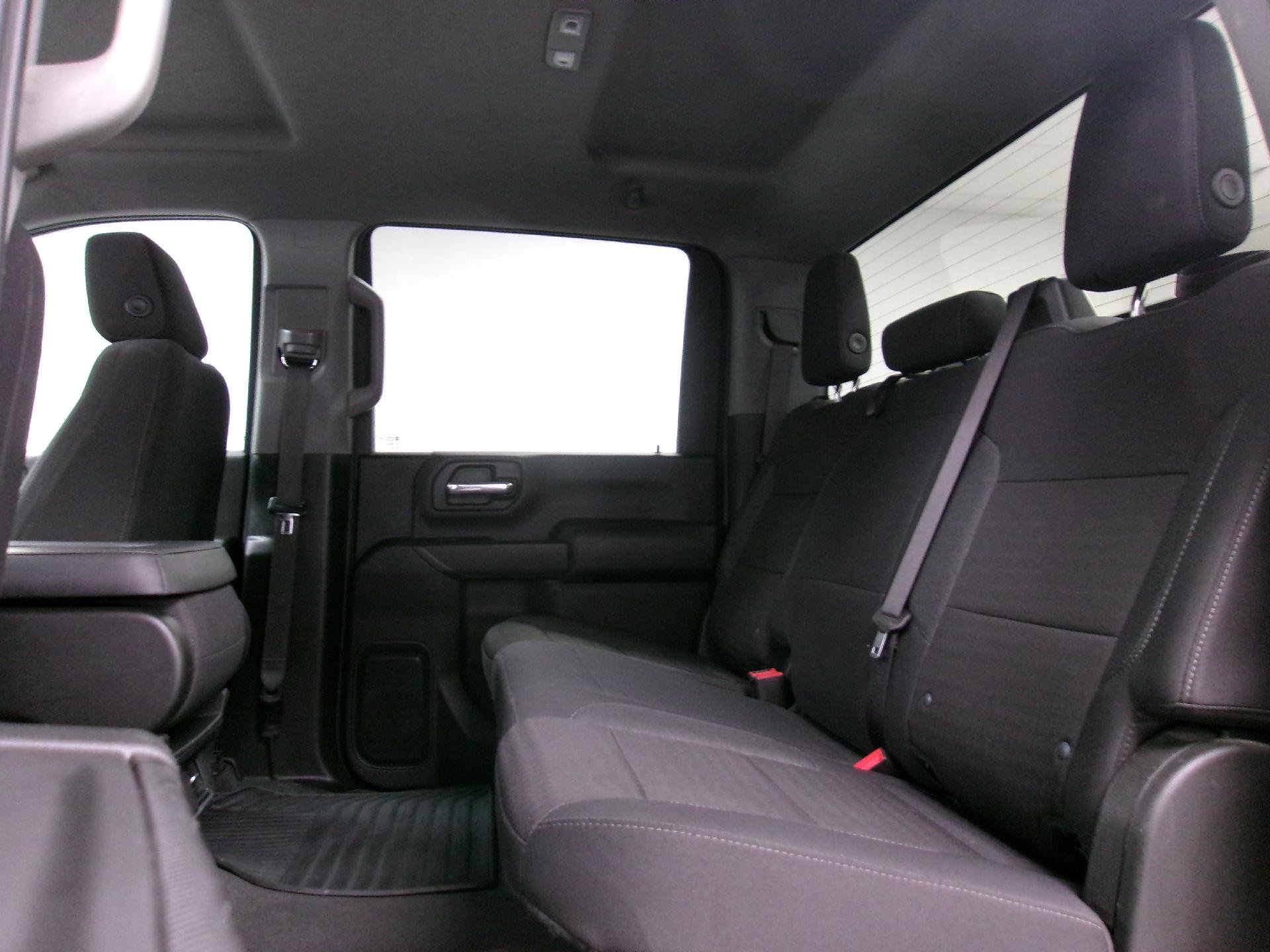 Used 2024 Chevrolet Silverado 2500 Custom w/ Custom Value Package AWD/4WD image 9