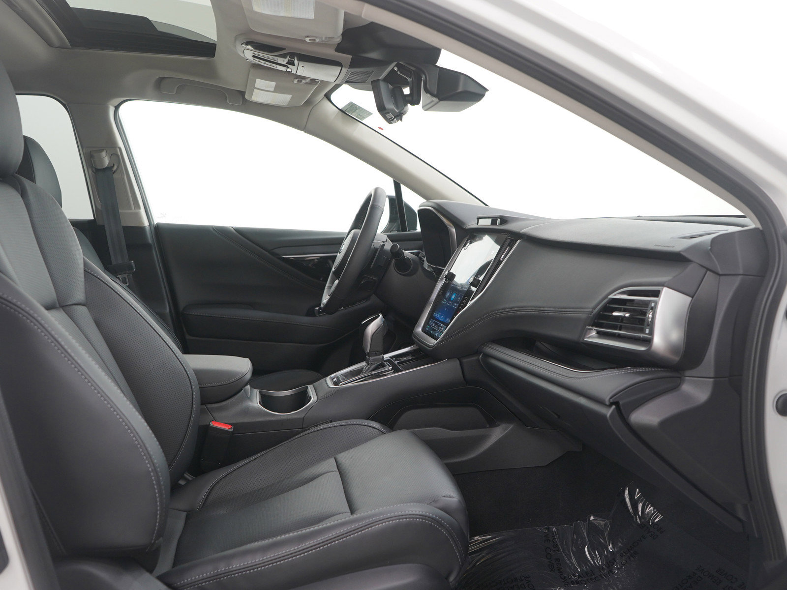 Used 2025 Subaru Outback Touring AWD/4WD image 13