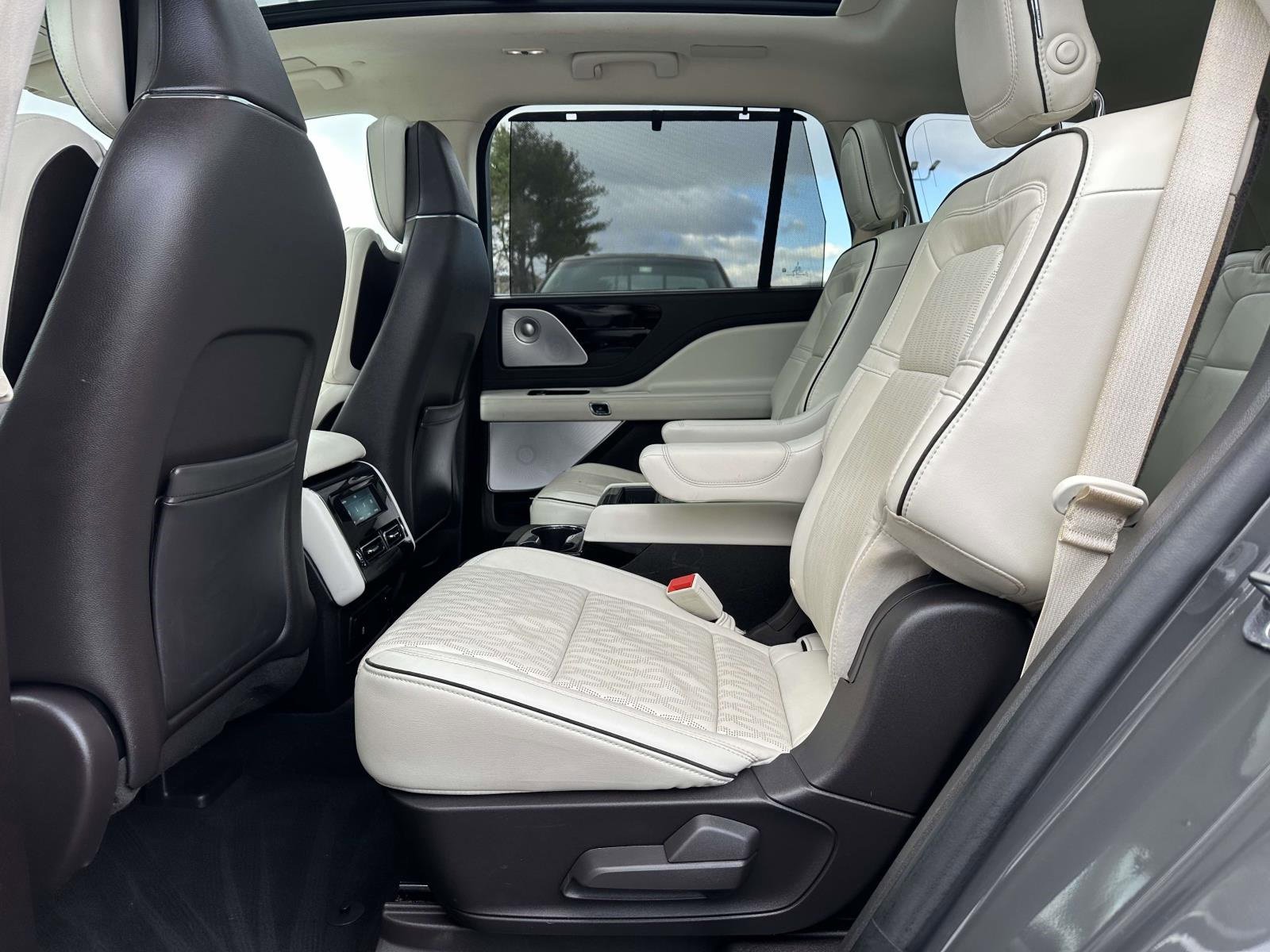 Used 2020 Lincoln Aviator Black Label w/ Dynamic Handling Package image 23