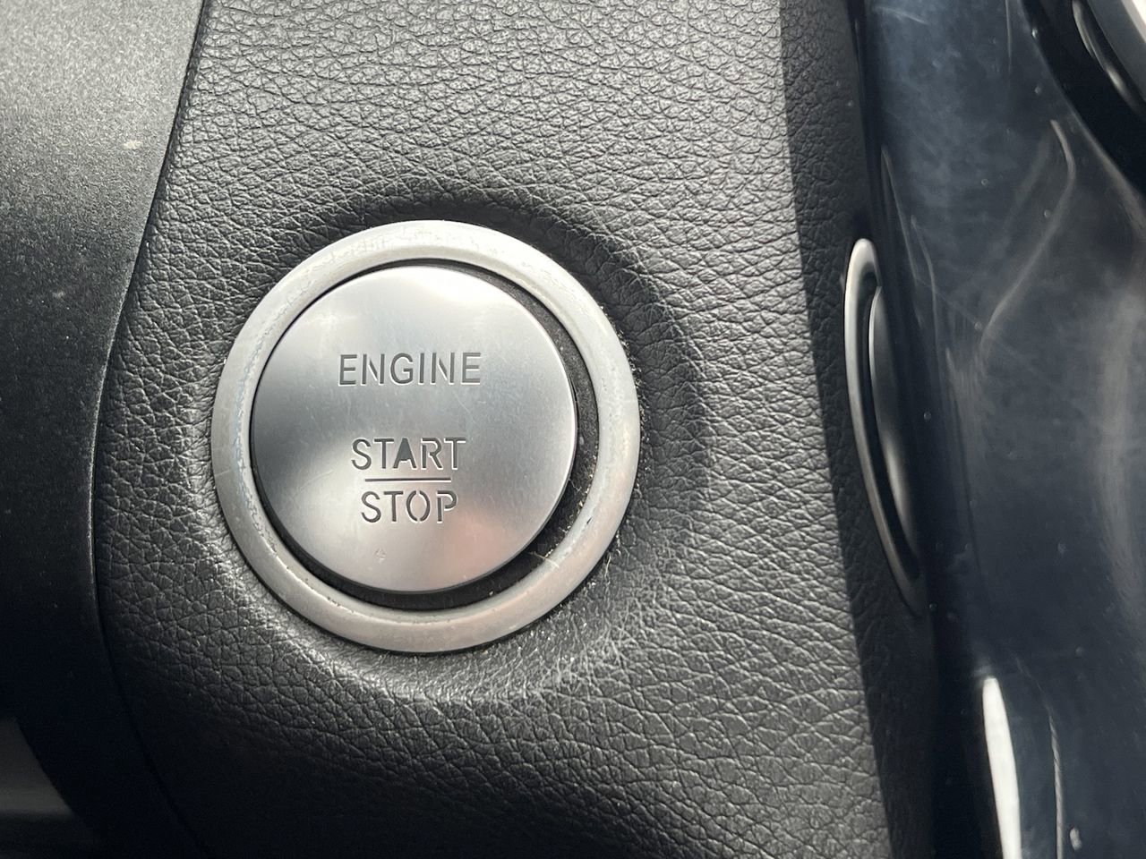 Used 2018 Mercedes-Benz C 300 Sedan image 11