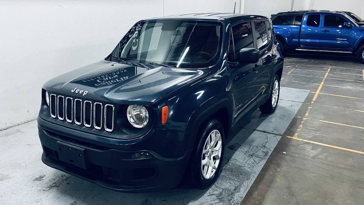 Used 2020 Jeep Renegade Sport w/ UConnect 7.0 Group FWD image 3
