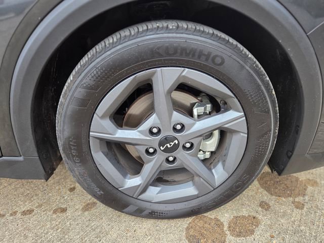 Used 2025 Kia K4 LXS image 14