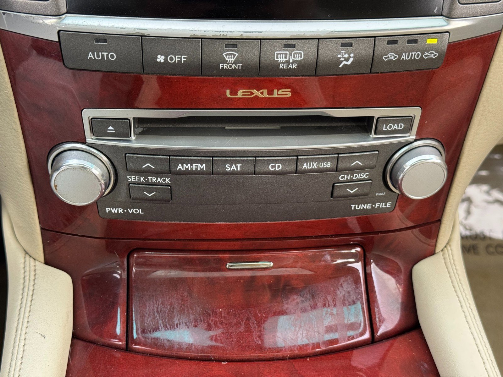 Used 2012 Lexus LS 460 w/ Comfort Pkg image 28