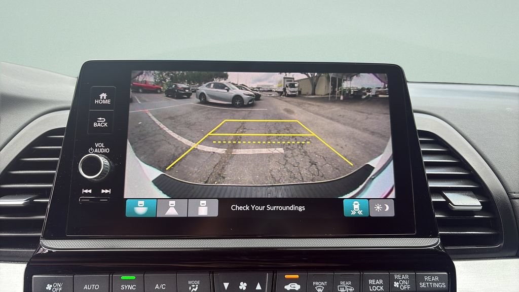 Used 2025 Honda Odyssey Sport-L image 18