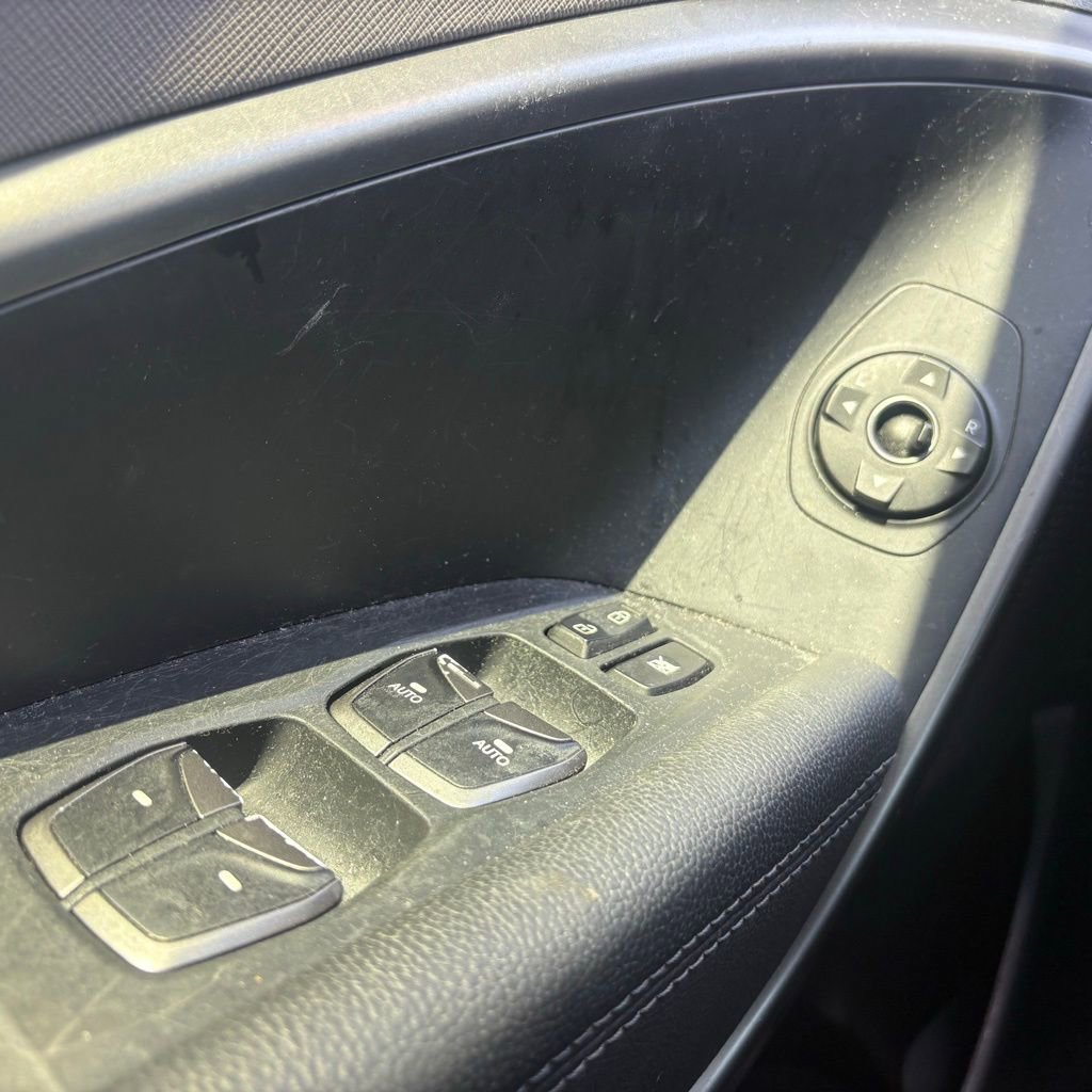 Used 2017 Hyundai Santa Fe SE image 26