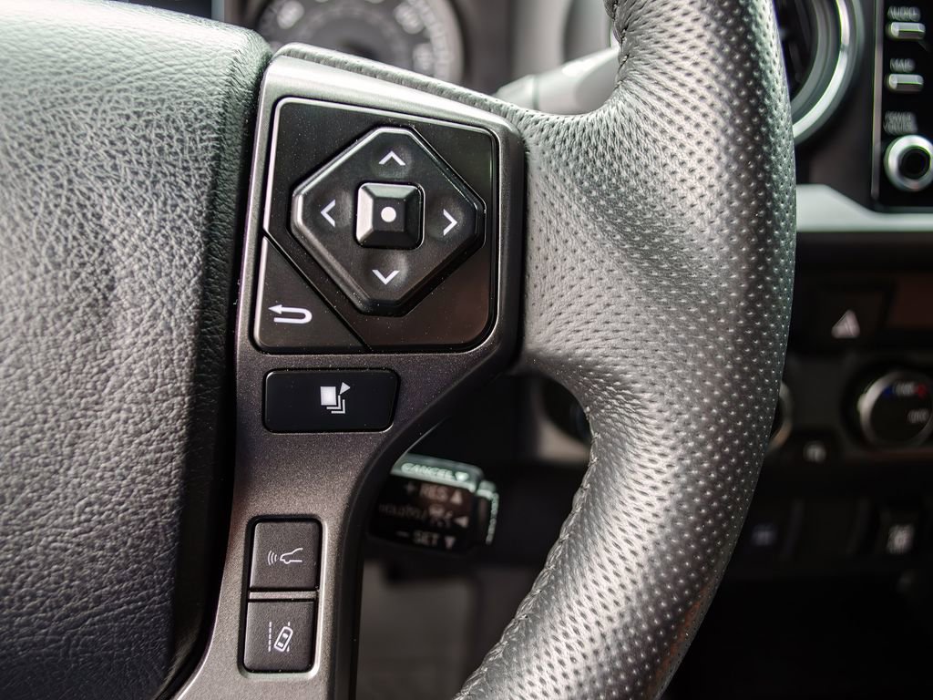 Used 2023 Toyota Tacoma TRD Sport image 13