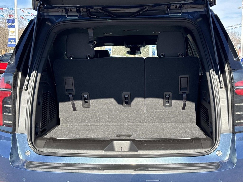 New 2026 Chevrolet Tahoe LS image 5