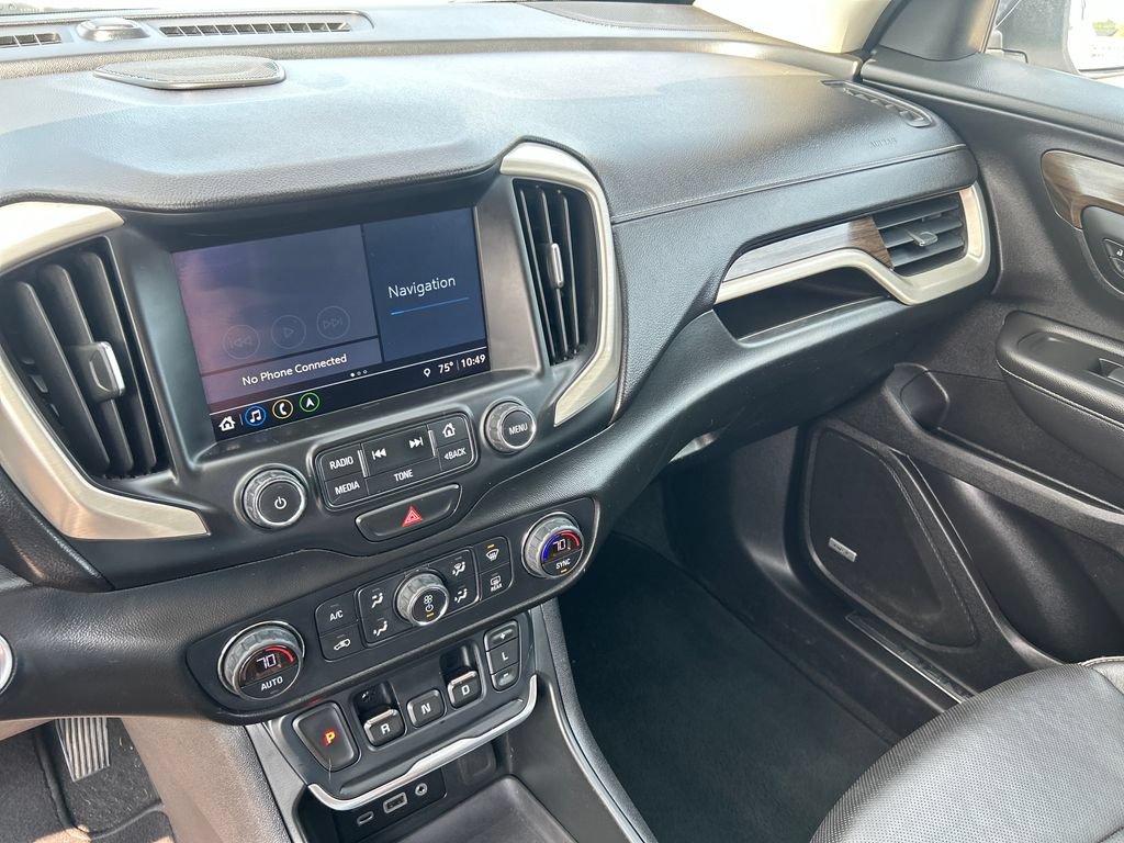 Used 2018 GMC Terrain Denali w/ Advanced Safety Package AWD/4WD image 17