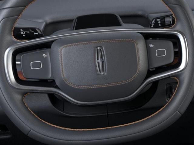 New 2026 Lincoln Navigator L Black Label AWD/4WD image 12