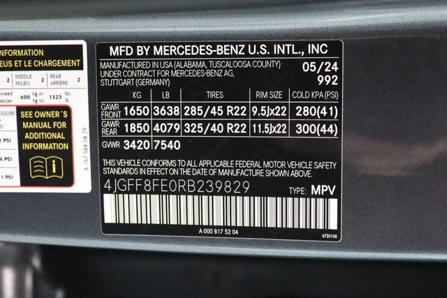 Used 2024 Mercedes-Benz GLS 580 4MATIC image 39