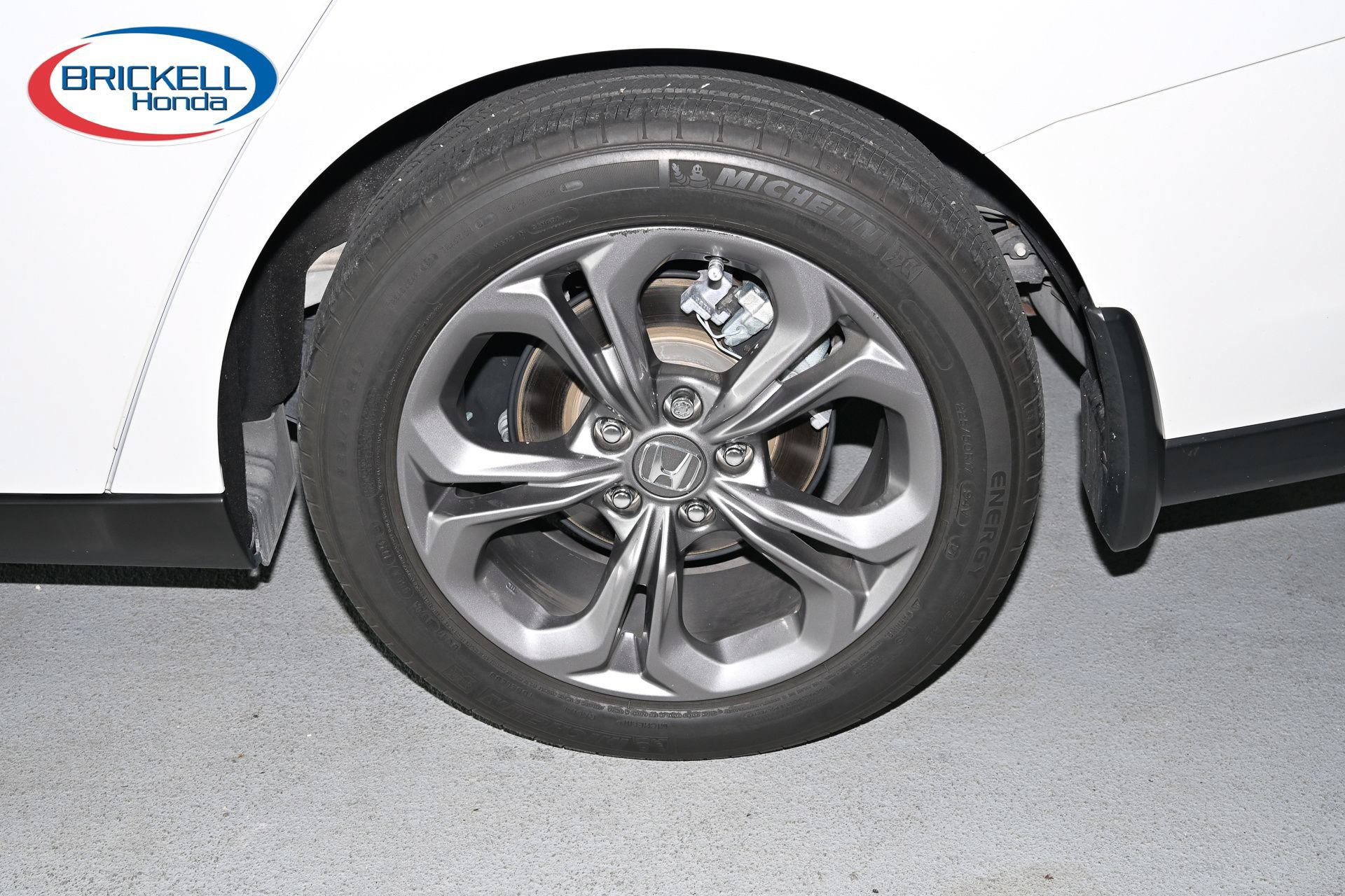 Certified 2024 Honda Accord EX image 37