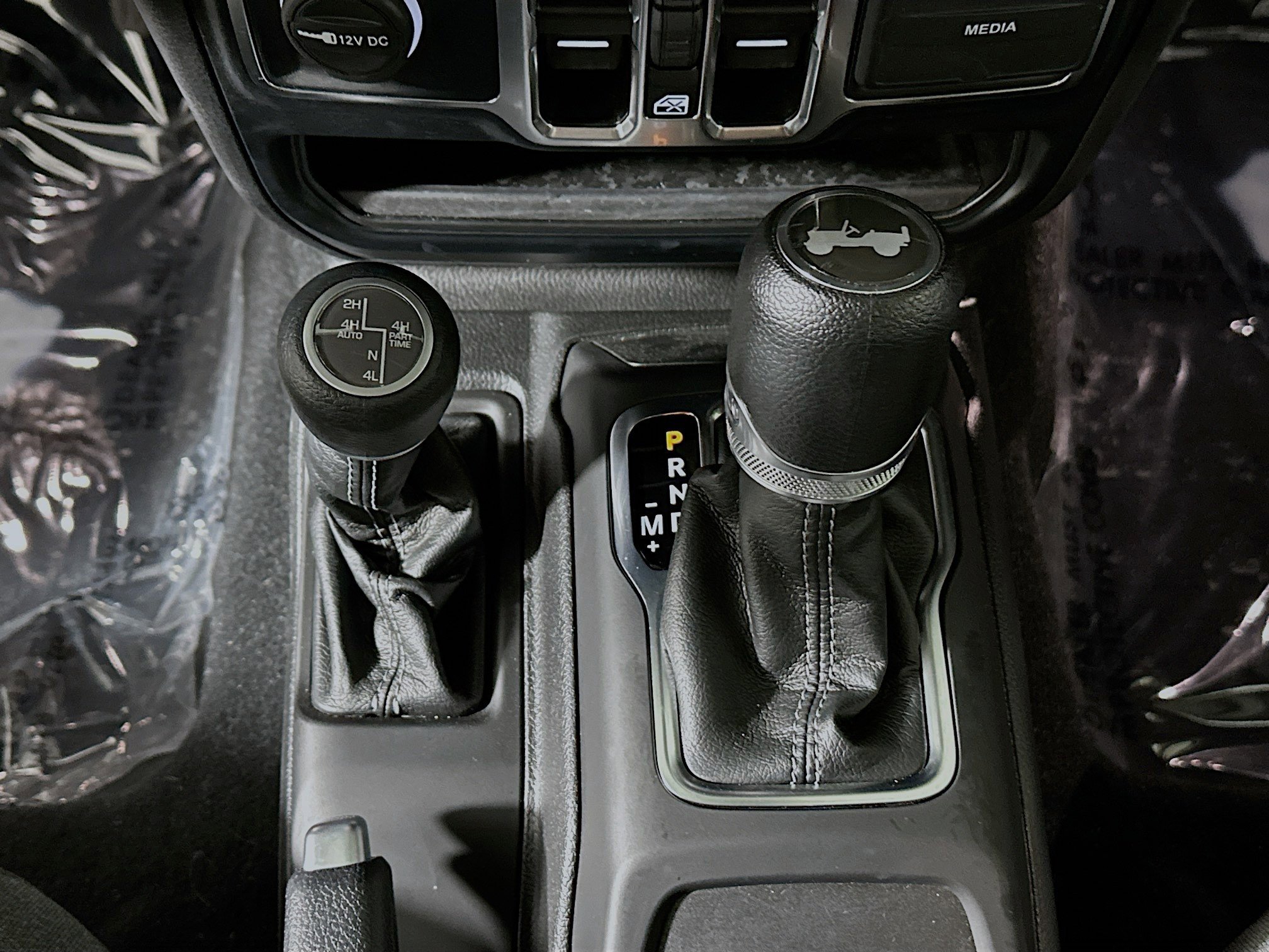 Used 2024 Jeep Wrangler Sport S image 20