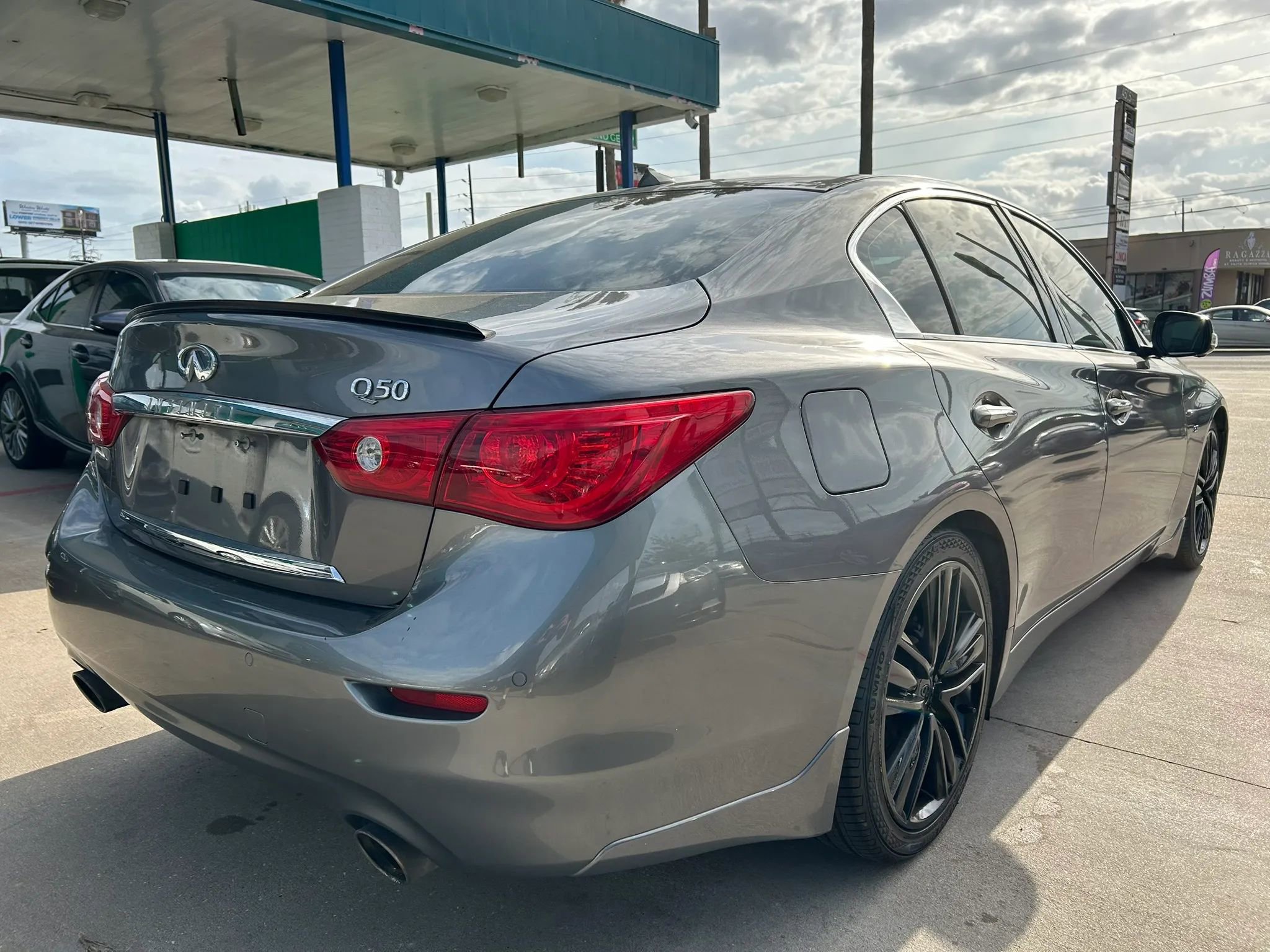 Used 2014 INFINITI Q50 Premium w/ Technology Package RWD image 5