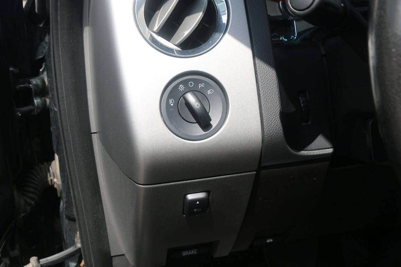 Used 2013 Ford Expedition EL King Ranch AWD/4WD image 34