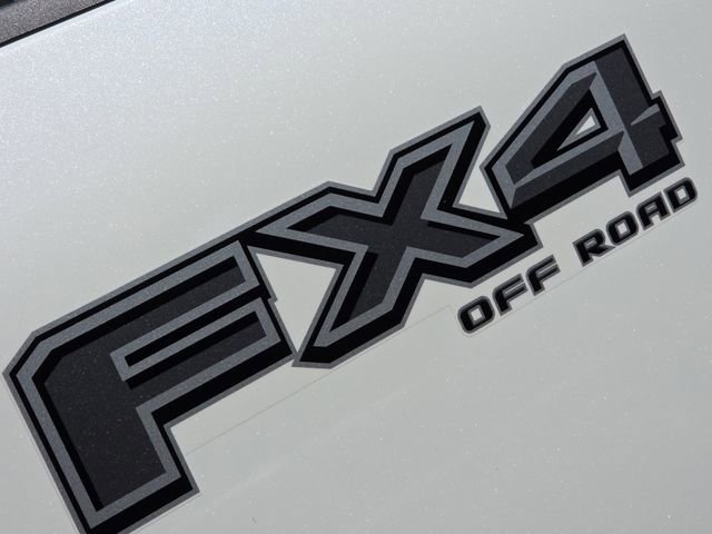 New 2026 Ford F250 Lariat w/ Black Appearance Package image 10