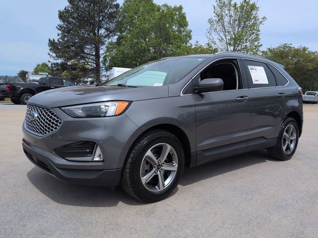Certified 2024 Ford Edge SEL w/ Convenience Package AWD/4WD image 8