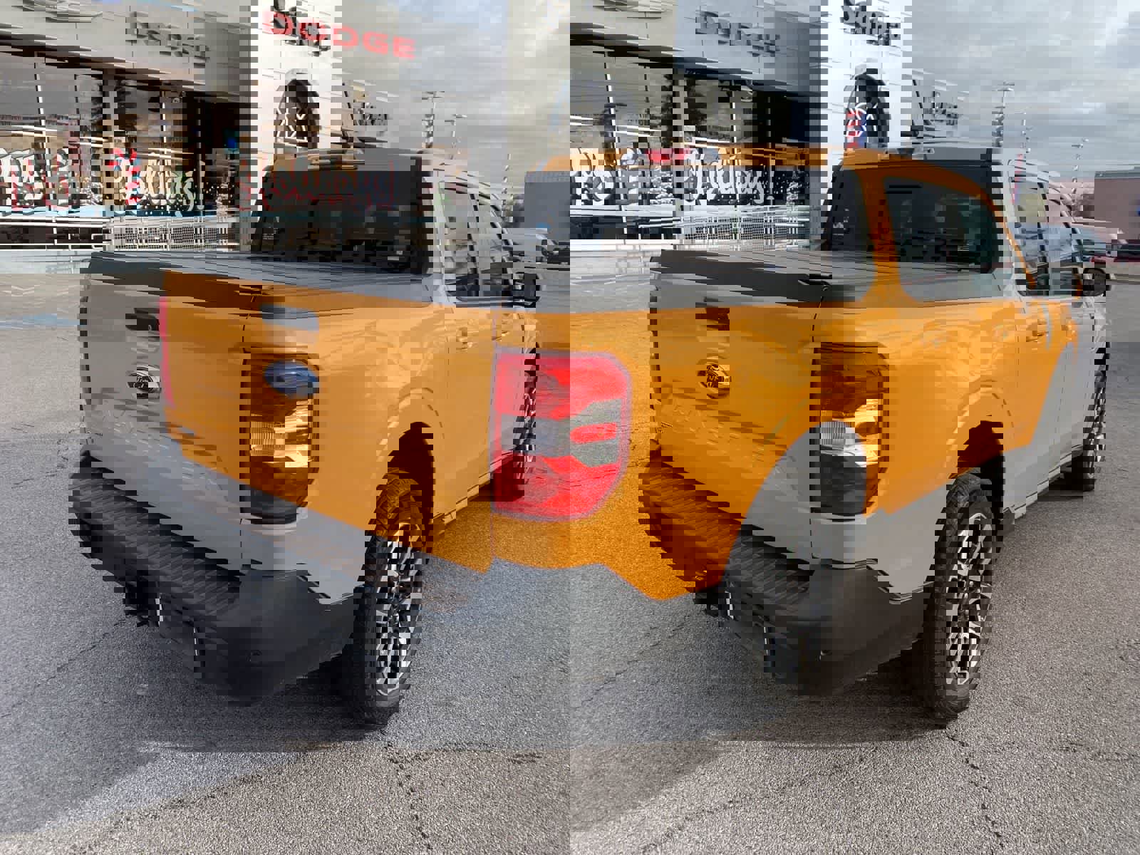 Used 2022 Ford Maverick Lariat w/ Lariat Luxury Package image 7