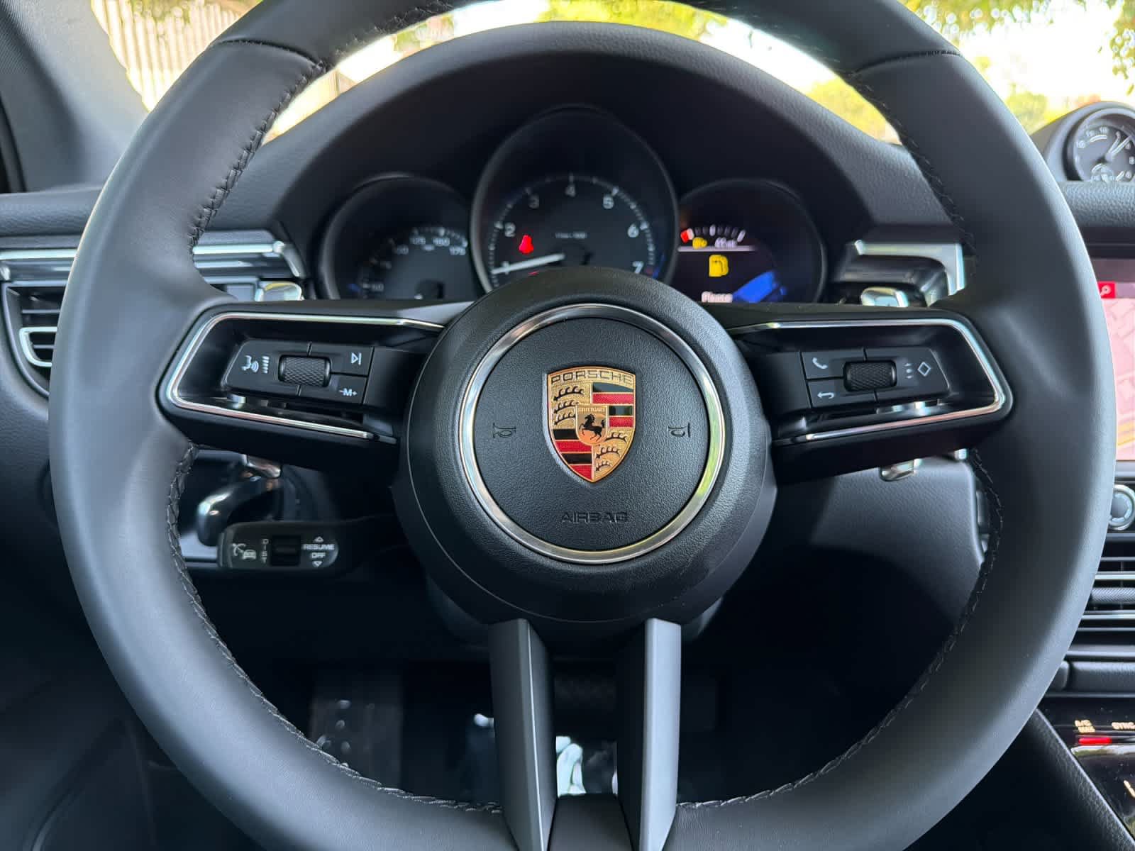 New 2026 Porsche Macan AWD/4WD image 25