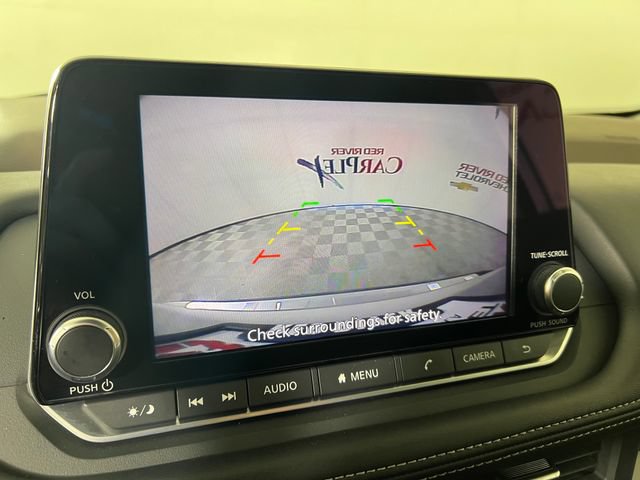 Used 2023 Nissan Rogue SV FWD image 20