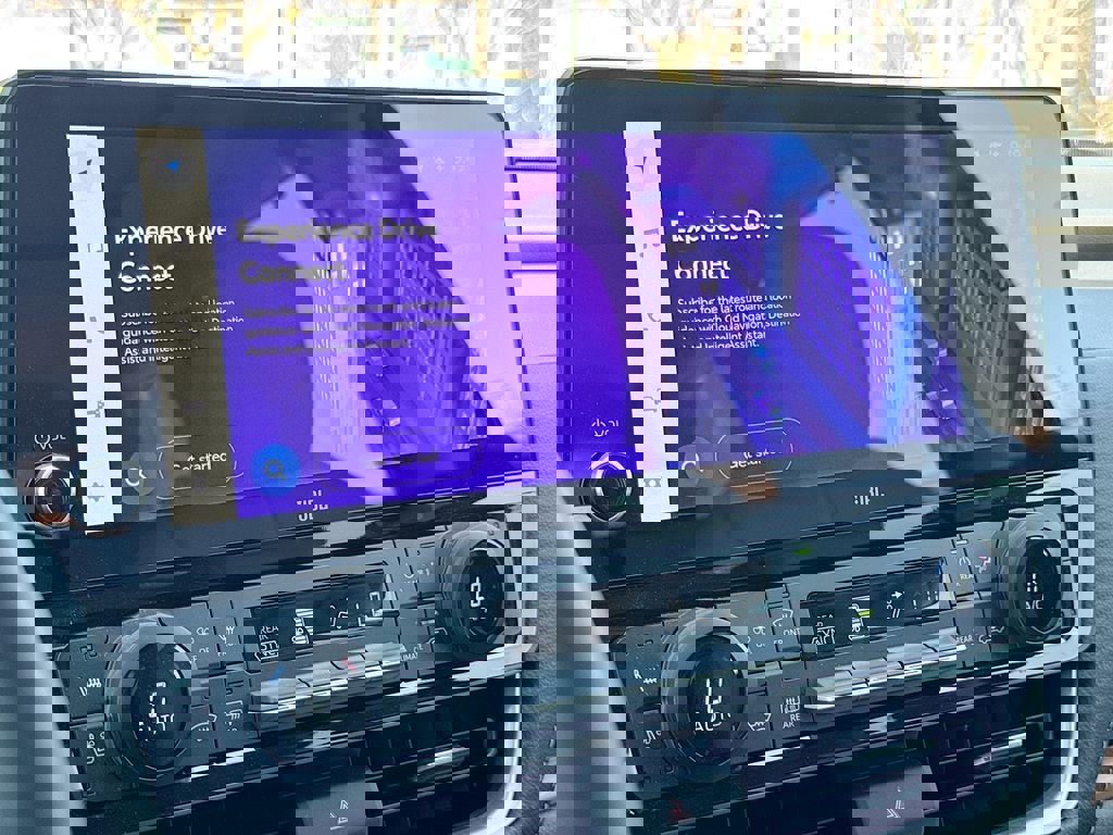 Used 2025 Toyota Grand Highlander Limited image 26