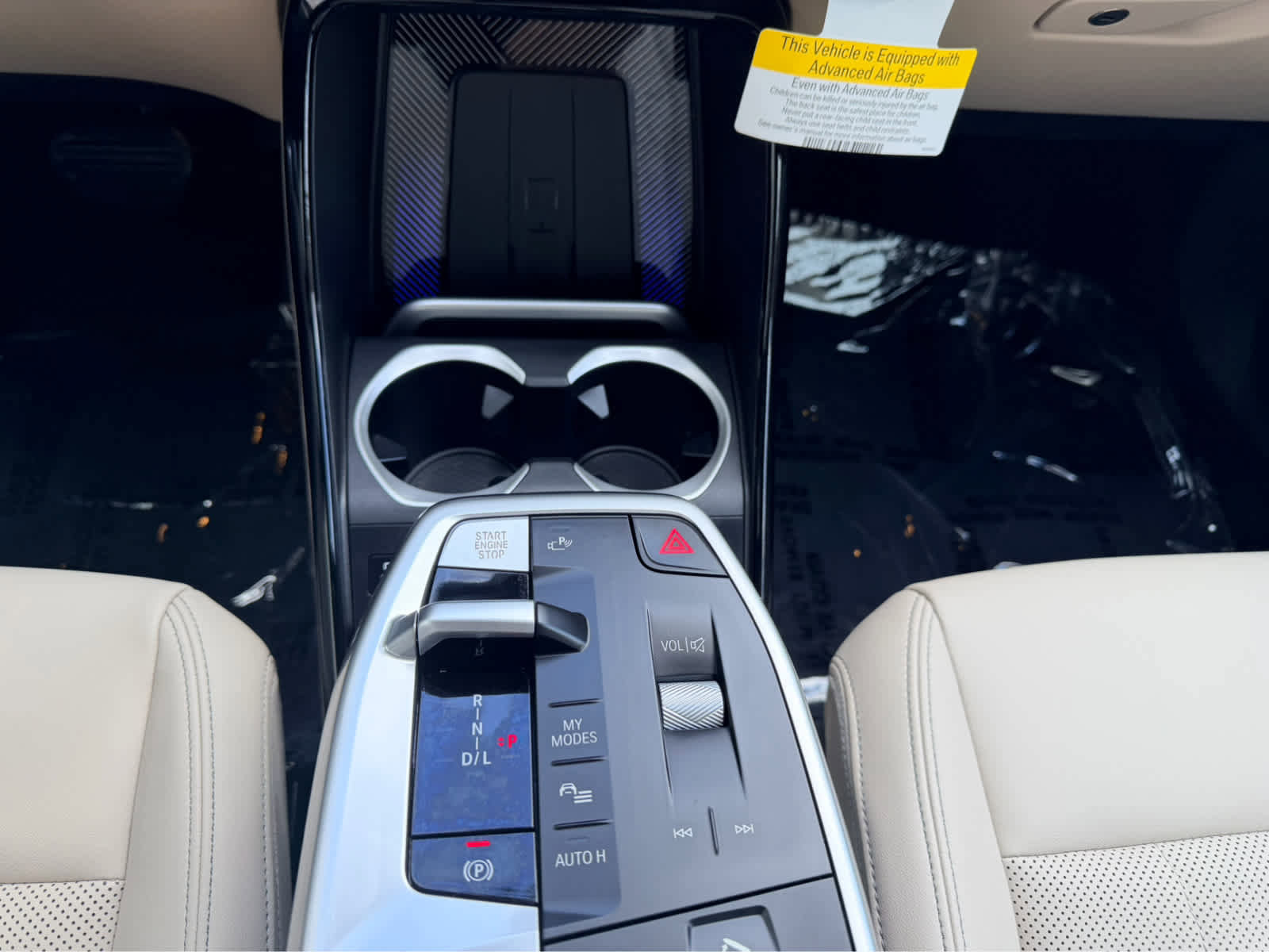 Used 2025 BMW X1 xDrive28i w/ Premium Package image 15