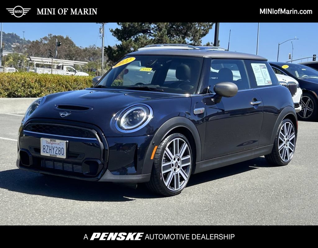 Used 2022 MINI Cooper S w/ Driver Assistance Package FWD image 1