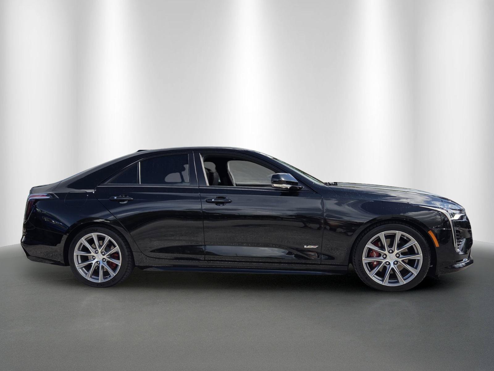Used 2020 Cadillac CT4 V w/ Climate Package RWD image 8